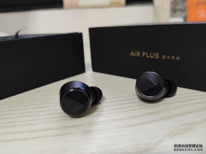 ƷӲ˶쭣JEET Air Plus VS ṷX5