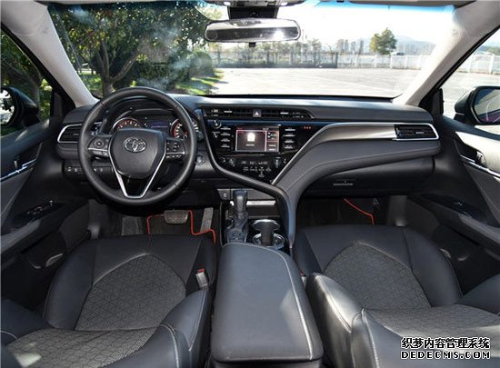 凯美瑞 内饰图 凯美瑞 内饰图