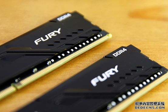 32GB HyperX FURY DDR4׵ϵк3200Ƶڴװ